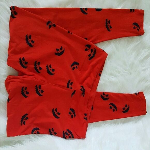 LuLaRoe Halloween tall & curvy very sexy - Picture 1 of 3
